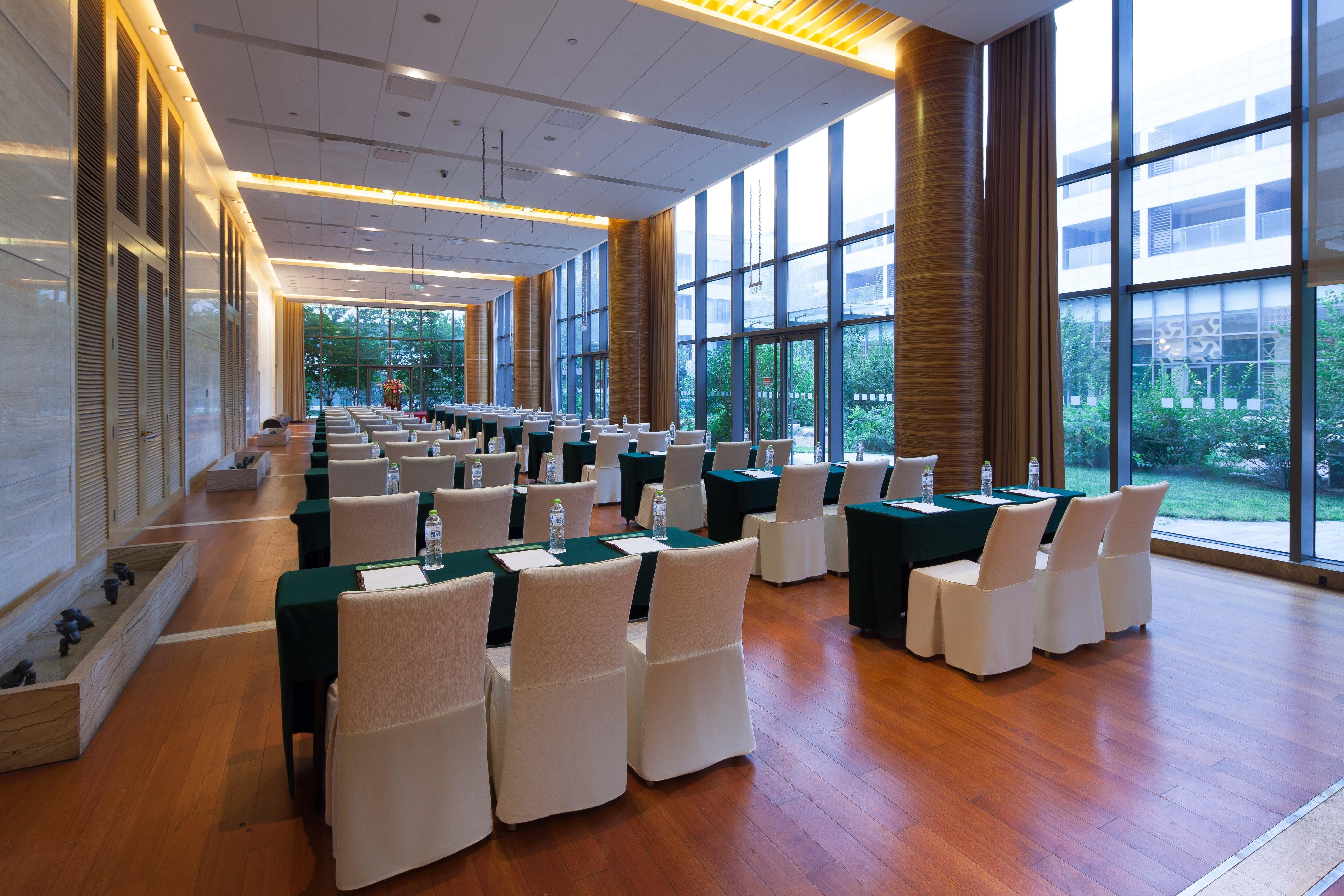 Holiday Inn Beijing Shijingshan Parkview By Ihg Dış mekan fotoğraf
