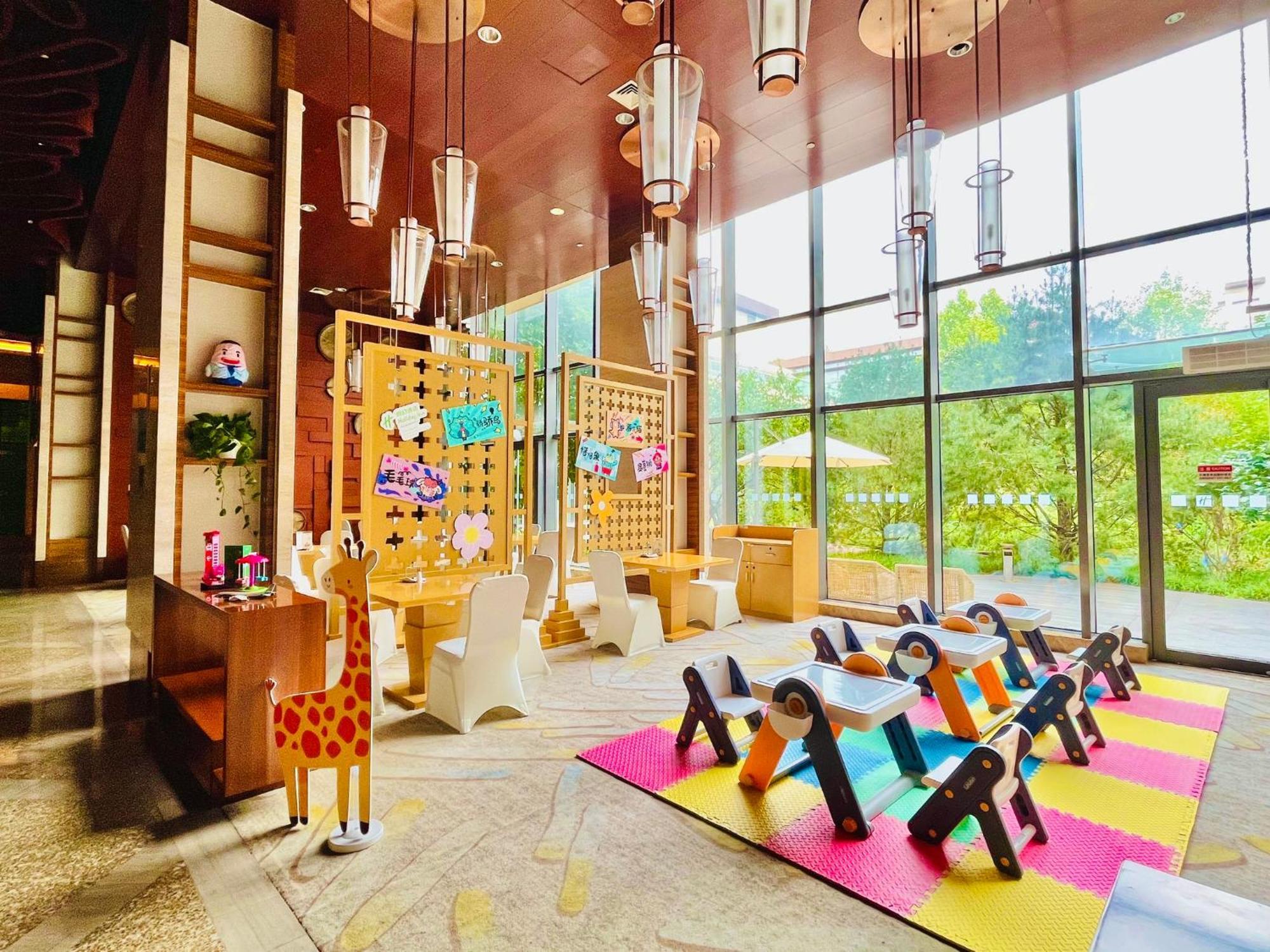 Holiday Inn Beijing Shijingshan Parkview By Ihg Dış mekan fotoğraf